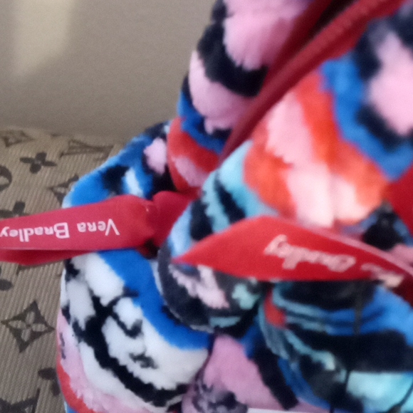 Vera Bradley - Picture 4 of 16